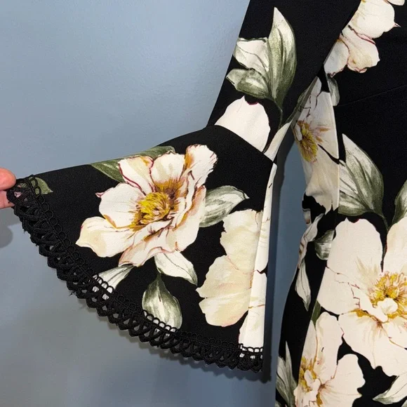 Premier Amour Chic Black Floral Midi Dress with Bell Sleeves Size 6 - Picture 6 of 13